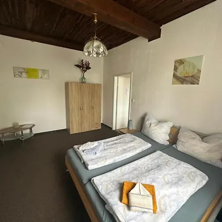 Privatzimmer *